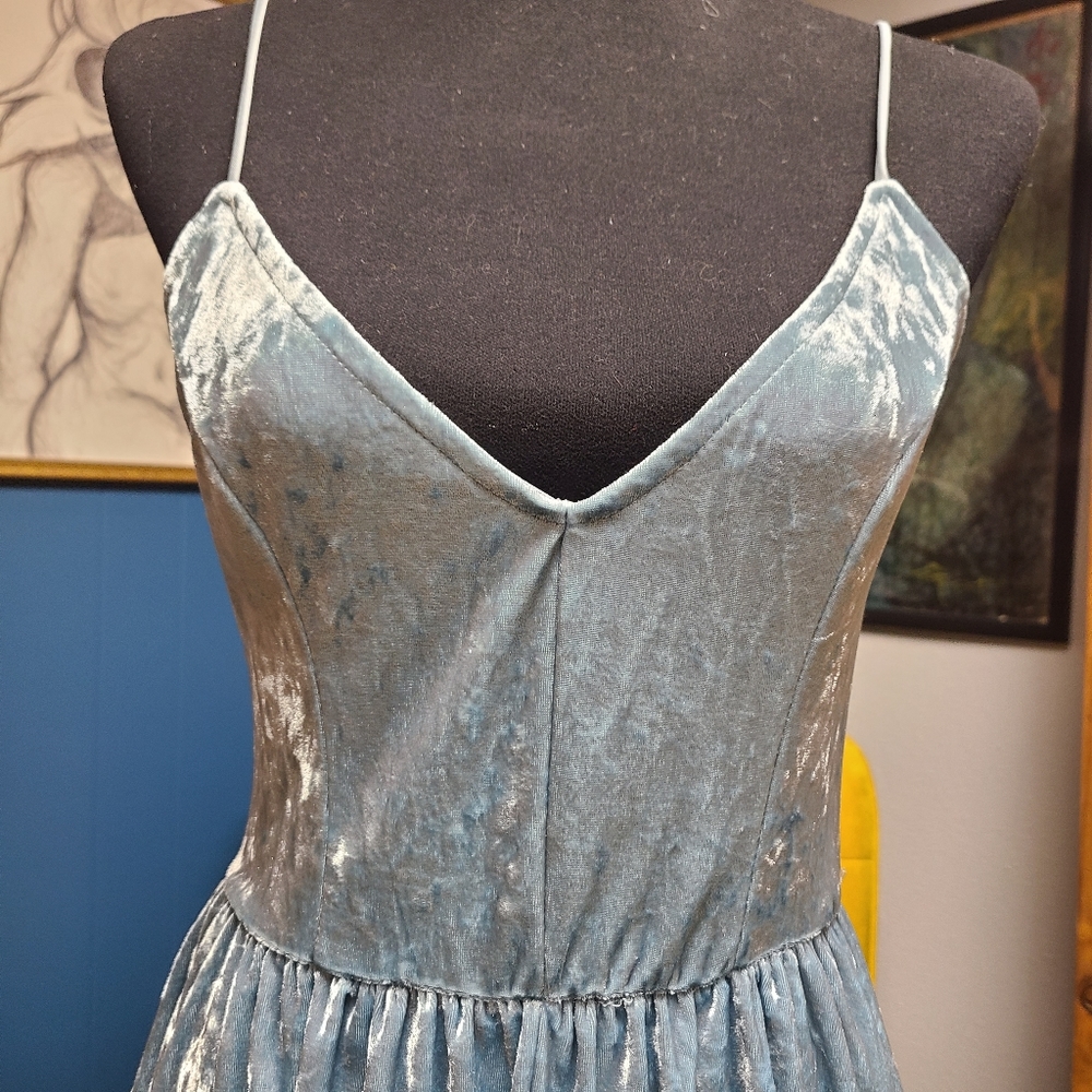 Rue21 Velour Low Back Spaghetti Strap Romper Size M - Picture 4 of 10